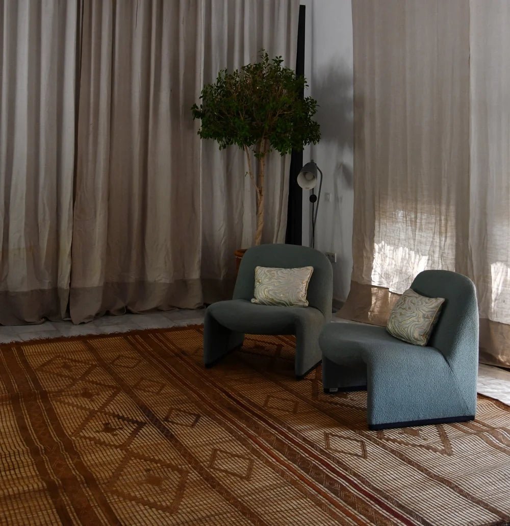 V102 - Thiya - Vintage Tuareg Mat - I 11.48' x 9.06' / 3.5m x 2.76m